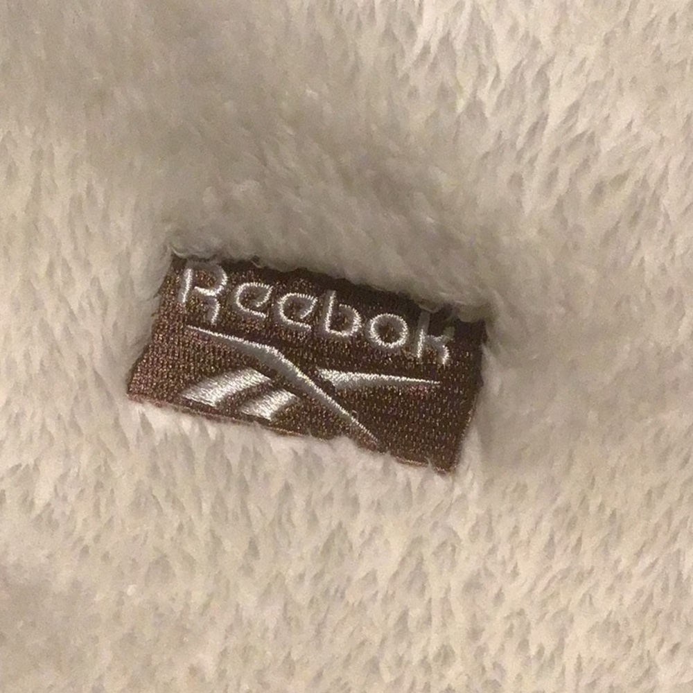 Women’s Reebok Sherpa Jacket - Picture 6 of 6